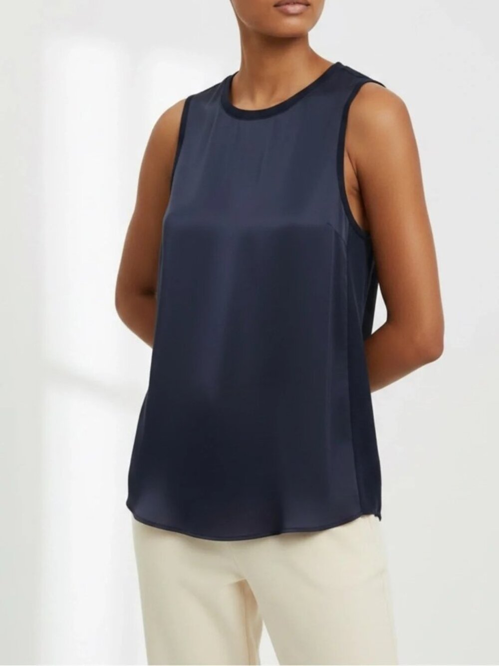 VINCE Navy Silk Front Crew Neck Sleeveless Tank Top Blouse Size S - Picture 10 of 10